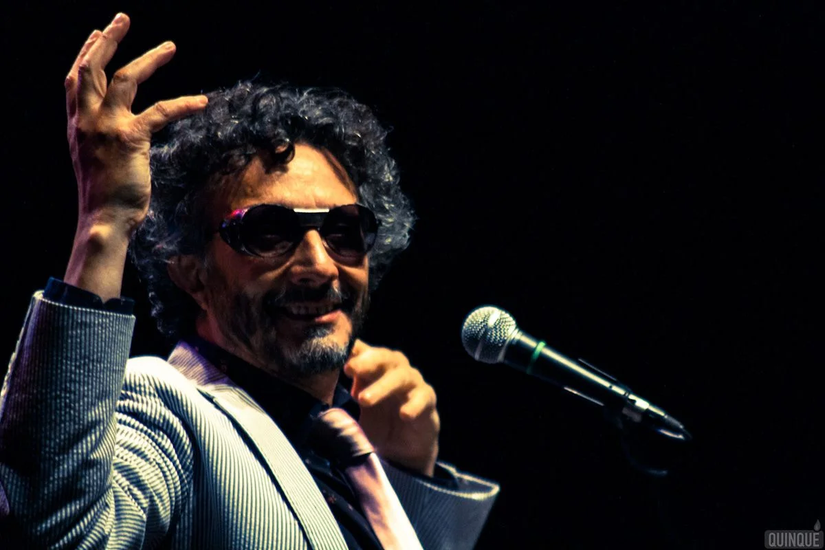 Fito Páez y Abre: Pequeña teoría acerca del fin de la razón