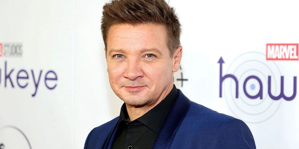 Jeremy Renner está en estado "crítico pero estable"