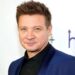 Jeremy Renner está en estado "crítico pero estable"
