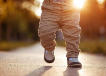 zapatos de piel para bebés, niños y niñas